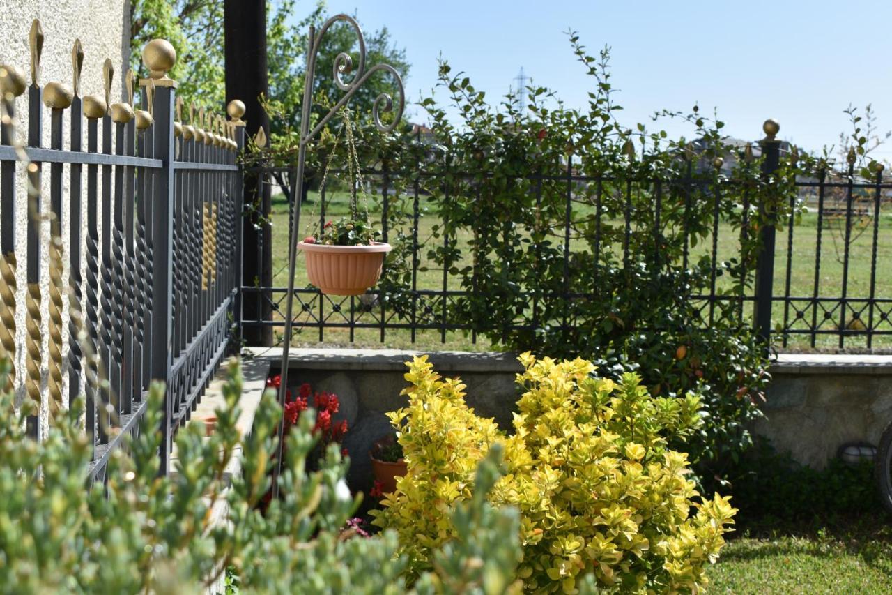Poe Home Trikala Екстер'єр фото